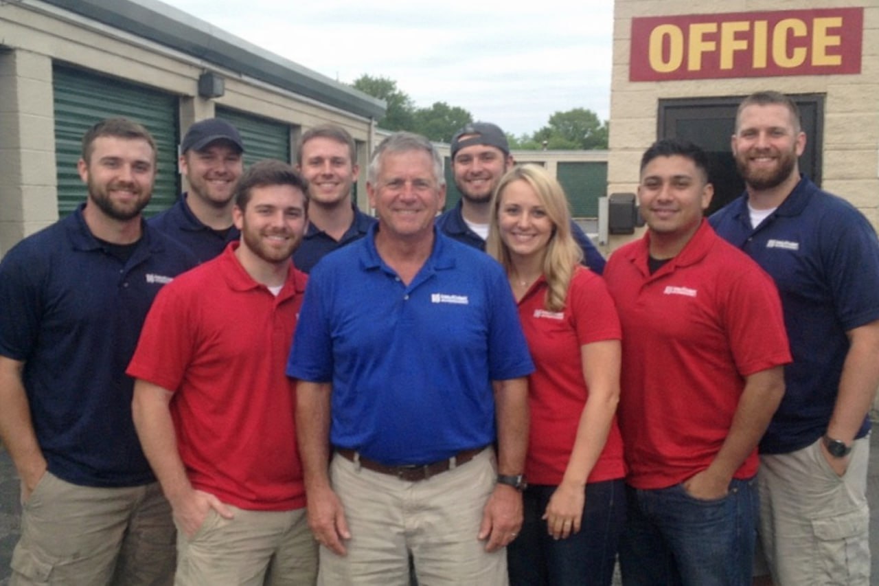 Water damage restoration professionals in Sugar Land, TX